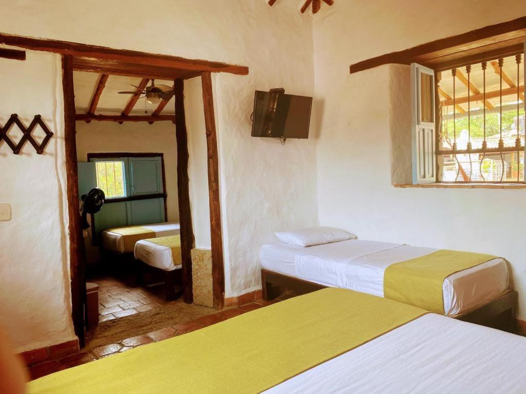 La Loma Hotel בריצ'ארה מראה חיצוני תמונה