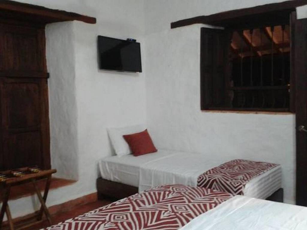 La Loma Hotel בריצ'ארה מראה חיצוני תמונה